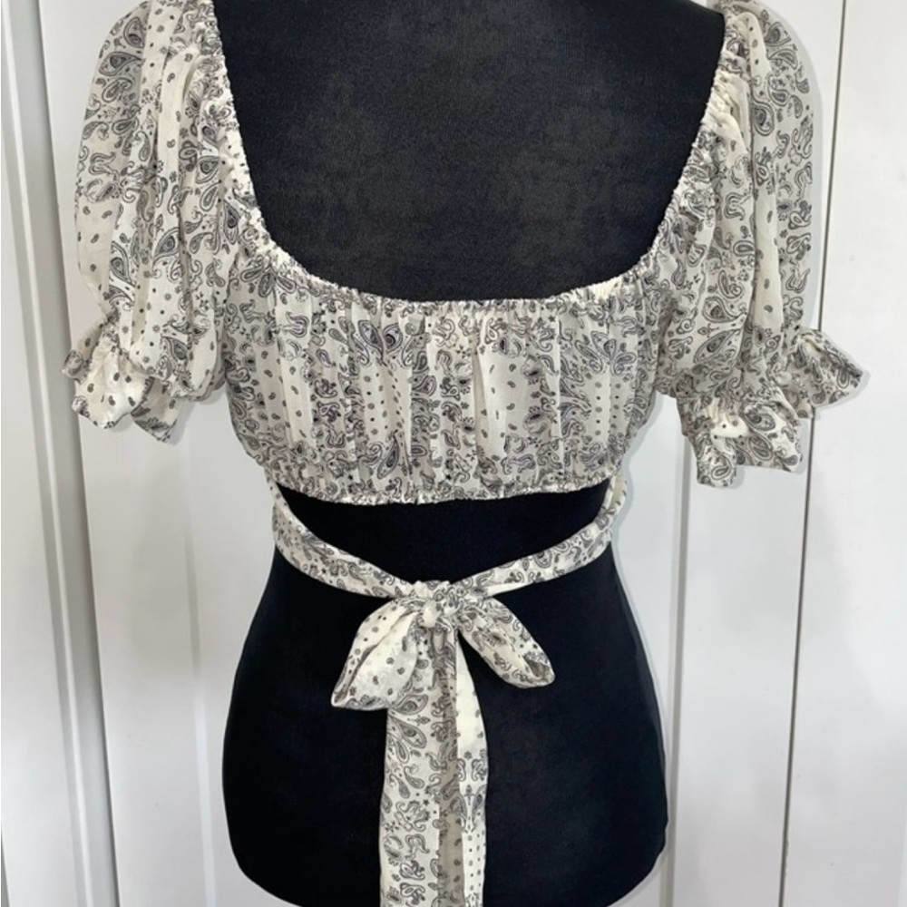 Altar'd State White and Silver Puff Sleeve Crop Blouse